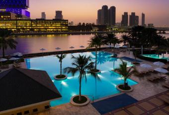 Beach Rotana - Abu Dhabi has Balcony rooms