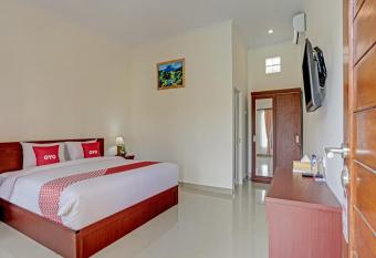 The Bingin Sari Jimbaran allows 18 year olds to book a room