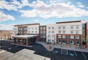 Best Western Plus Settlers Point allows 18 year olds to book a room