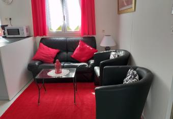 Mobil Home Fradin Parc de loisirs has Balcony rooms