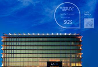 Radisson Blu Hotel, Doha allows 18 year olds to book a room