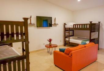 Hotel Victoria has Balcony rooms