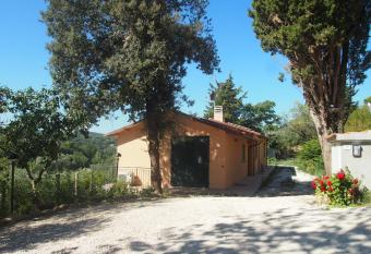 Agriturismo Ardizio 43 has Balcony rooms