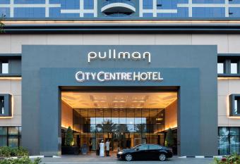Pullman Dubai Creek City Centre has Smoking rooms