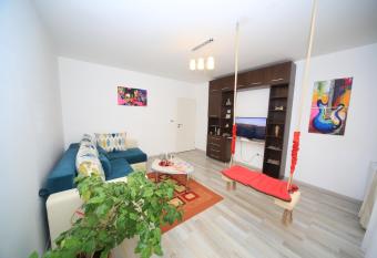 Happy Family has Balcony rooms