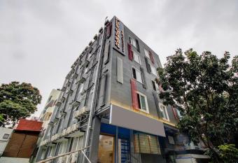 Hotel Q Rooms BTM Layout Near Gopalan Innovation Mall allows 18 year olds to book a room
