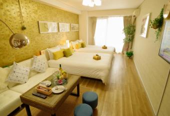 Nippombashi Art Hotel 605 has Balcony rooms