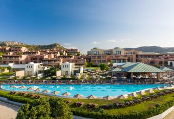 Atlantica Belvedere Resort - Adults Only allows 18 year olds to book a room