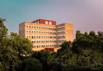 Goroomgo Hotel Shivay Varanasi Near Vishwanath Temple has Smoking/Balcony rooms