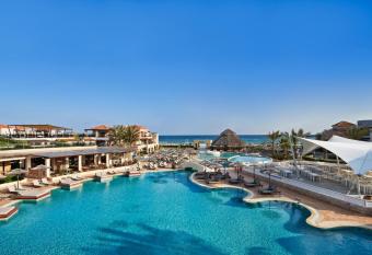 Atlantica Caldera Palace allows 18 year olds to book a room