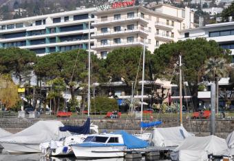 Hotel Geranio Au Lac has Balcony rooms