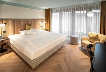 Best Western Plus Hotel Bern allows 18 year olds to book a room