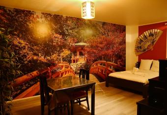 F1 entier Cosy style ASIATIQUE Montgeron, Proche Paris has Balcony rooms