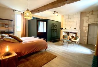 La Gouronerie allows 18 year olds to book a room