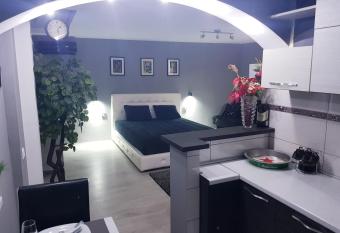 Savi   Apartment CENTER - PARKING FREE allows 18 year olds to book a room