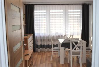 Apartament Sierakowskiego allows 18 year olds to book a room