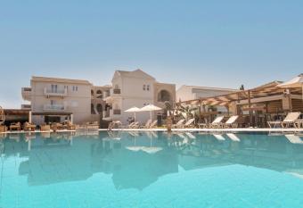 Ekati Mare Boutique Resort has Balcony rooms