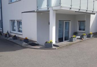 Feriendomizil Bauer allows 18 year olds to book a room