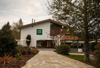 Soraluze Hotela has Balcony rooms