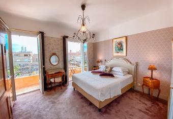 Hotel Relais Du Postillon has Balcony rooms