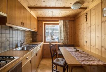 Appartamento primo piano has Balcony rooms