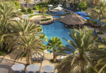 Sheraton Abu Dhabi Hotel & Resort allows 18 year olds to book a room