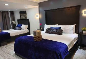 The Villas Beach House allows 18 year olds to book a room