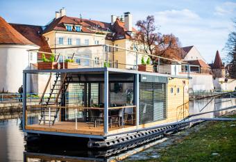 Rezidence Mal  e - Unik  tn   apartm  ny na vod   has Balcony rooms