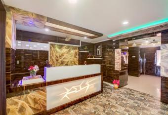 Flagship Hotel Tejasri Residency allows 18 year olds to book a room