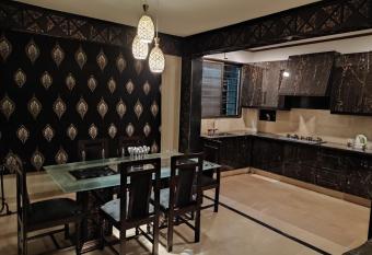 Murree home(On The rocks) Gharial camp has Smoking/Balcony rooms