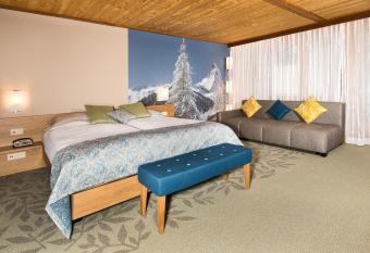 Hotel Simi has Balcony rooms