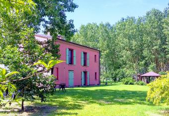 Corte Stellata Holiday Apartments has Balcony rooms