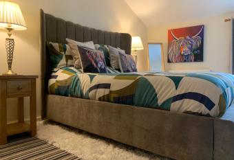 Unicorn Hotel allows 18 year olds to book a room