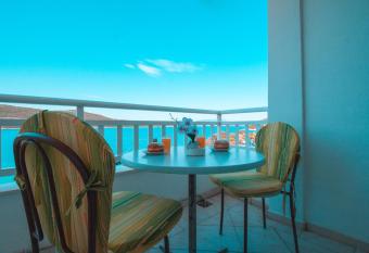 Apartments Laura has Balcony rooms