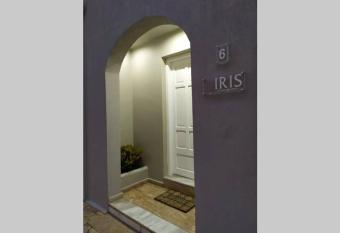 IRIS by Amanakis Family has Balcony rooms