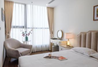 Aspaces Serviced Apartments - Vinhomes West Point allows 18 year olds to book a room