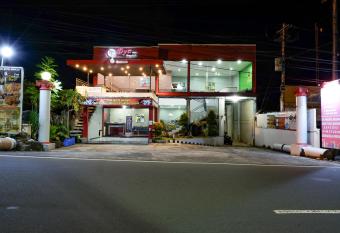 Dya Hotel Boyolali has Balcony rooms