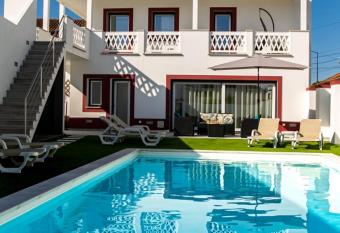 Casa dos Rosas has Balcony rooms