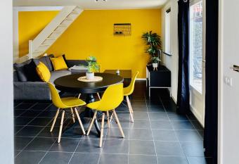  t zeeuwse achteruusje has Balcony rooms