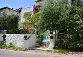 Aquarius Hotel has Balcony rooms