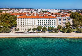 Urban Apartments with sauna allows 18 year olds to book a room