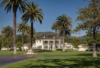 Best Golf 1BD Suite with Golf Course Views has Balcony rooms