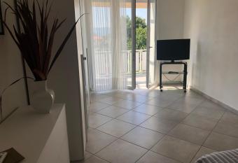 Le tre punte has Balcony rooms