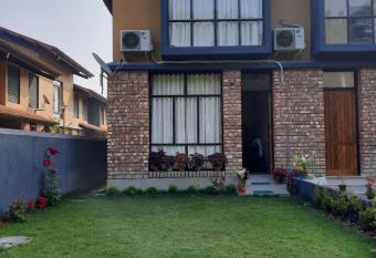 Ganga kutir Residency Villa has Balcony rooms