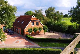 Ferienhaus Zur M  hle Mitling-Mark allows 18 year olds to book a room