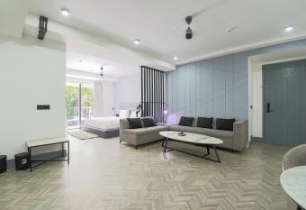 BedChambers Serviced Apartments - Cyber City allows 18 year olds to book a room