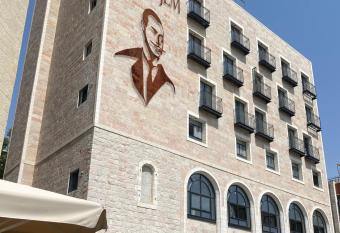 Brown JLM Mamilla, a member of Brown Hotels allows 18 year olds to book a room