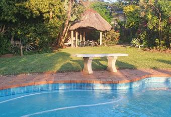 23 Ambleside Holiday Retreat by the sea has Balcony rooms