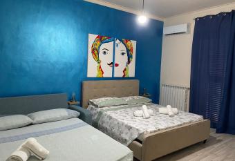 Triskele has Balcony rooms