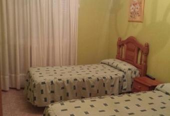 Hostal Vaticano allows 18 year olds to book a room